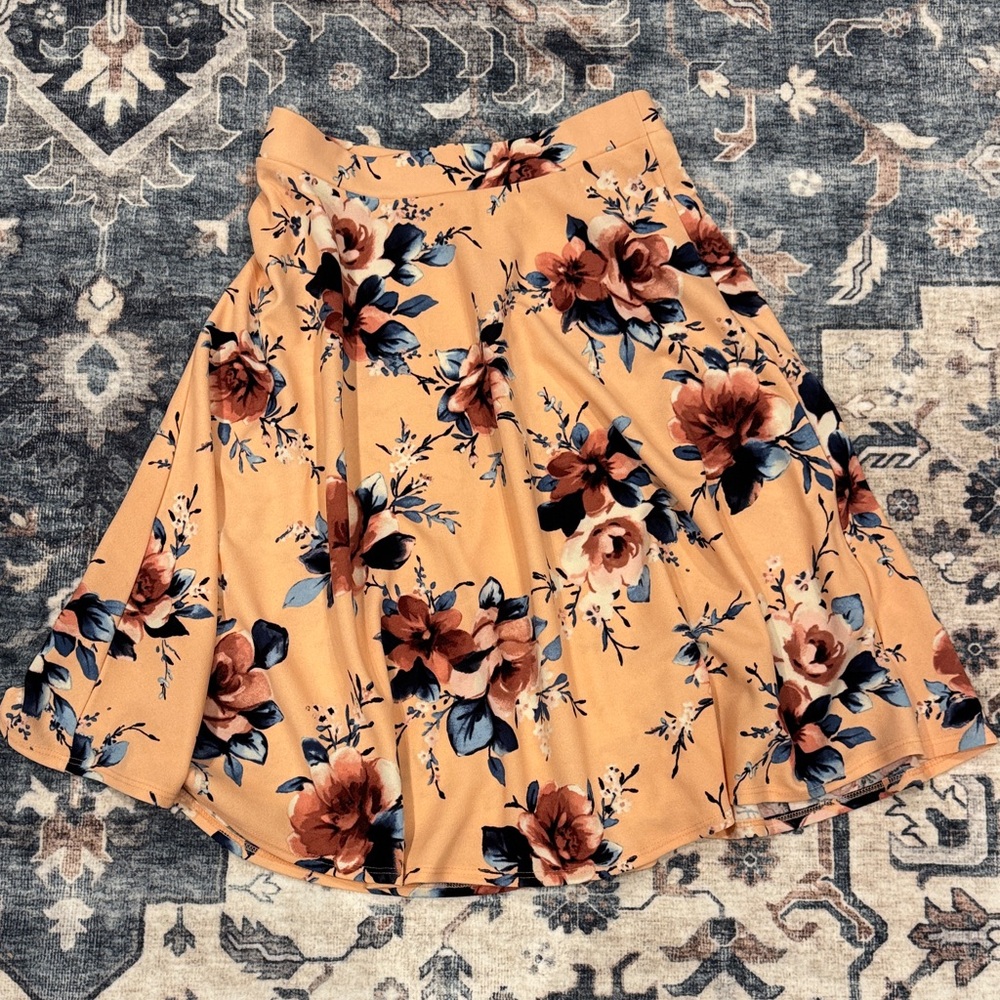 M | Faith & Joy | Floral A-Line Skirt Light Pink